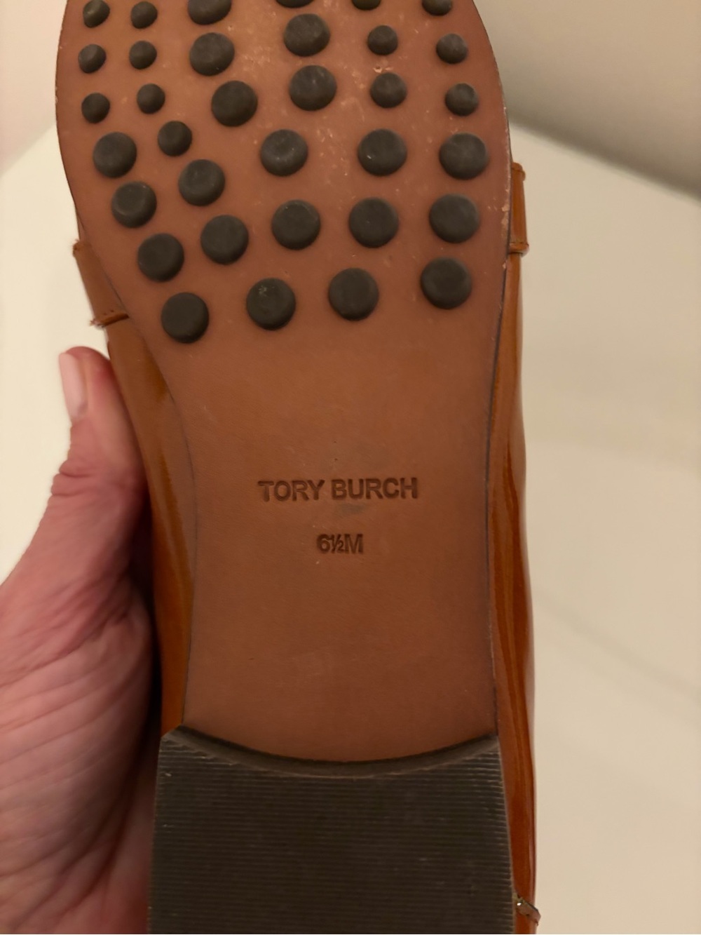 Tory Burch Cognac Patent Leather Penny Loafers with Logo Plaque - Picture 5 of 6